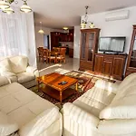 Hotel apartamentowy Luxury