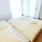 Hotel apartamentowy Luxury 4*