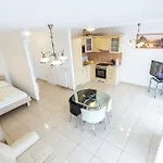 Hotel apartamentowy Luxury