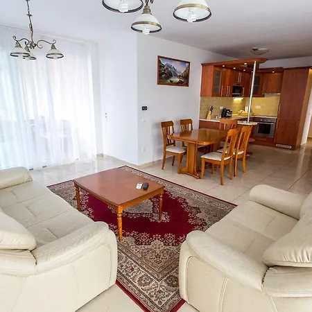 מלון דירות Luxury 4*