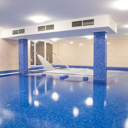 Luxury 4*