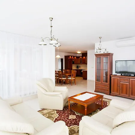 מלון דירות Luxury שיופוק