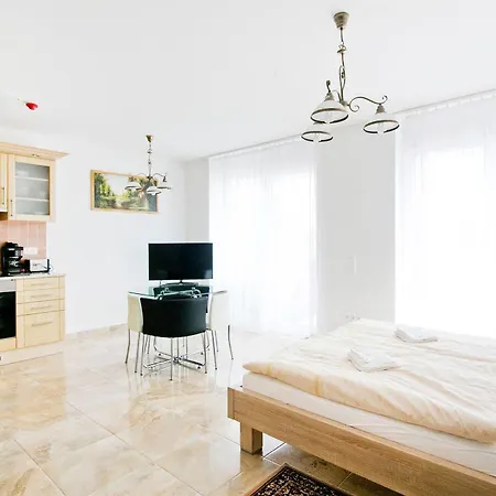 מלון דירות Luxury שיופוק