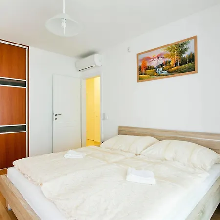 Luxury 4* שיופוק