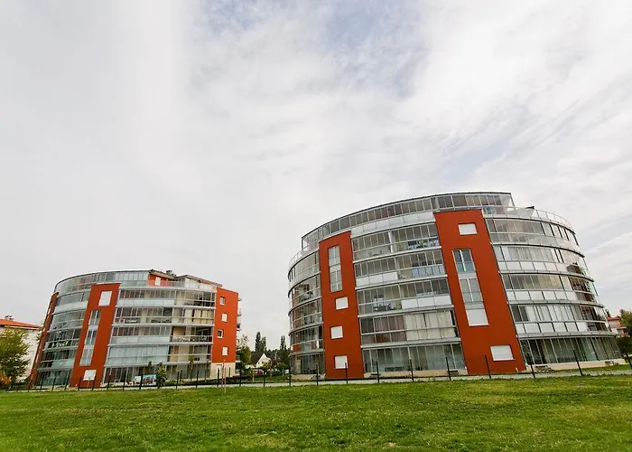 Luxury Aparthotel 4*